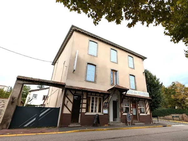Commerce 670 m²