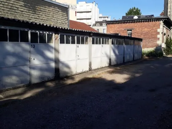 Stationnement Location Limoges   60€