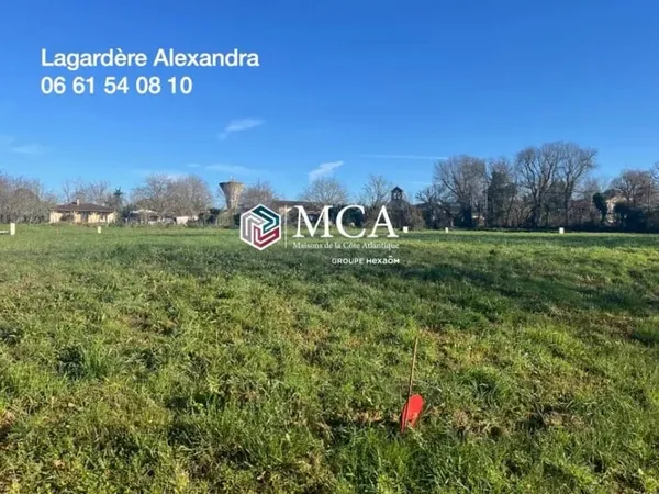Terrain 970 m²