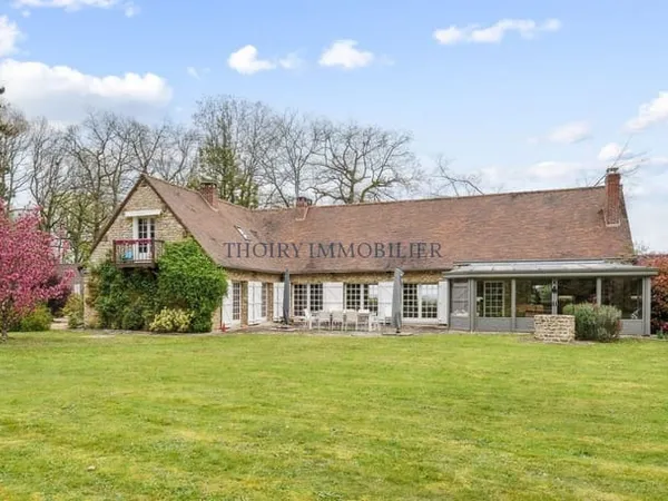 Maison 11 pièces 400 m²