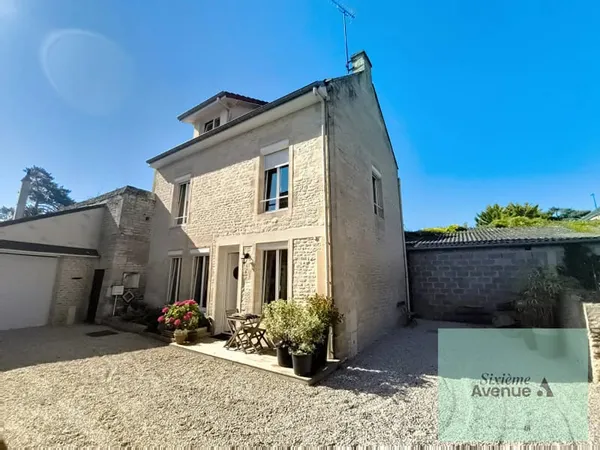 Maison 5 pièces 94 m²