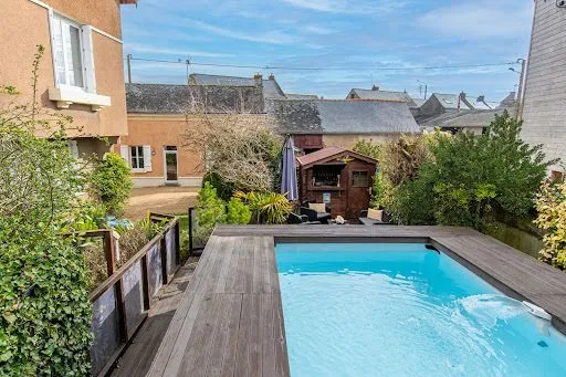 Maison 8 pièces 220 m²