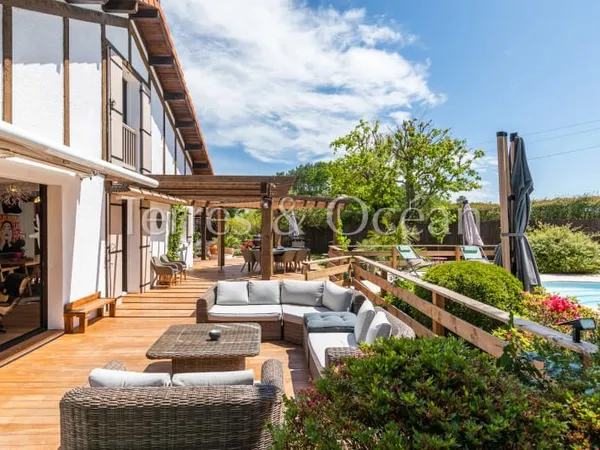 Maison 5 pièces 186 m²