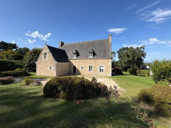 Maison 6 pièces 226 m²
