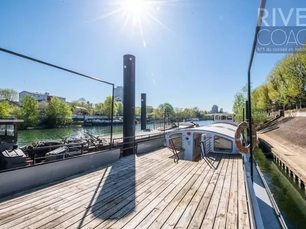 Péniche 6 pièces 160 m²
