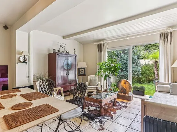 Maison 5 pièces 160 m²