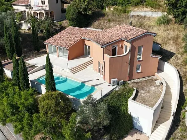Maison 5 pièces 168 m²