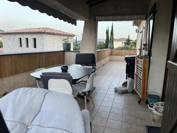 Maison 7 pièces 185 m²