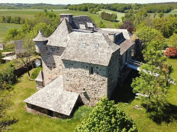 Château 15 pièces 400 m²