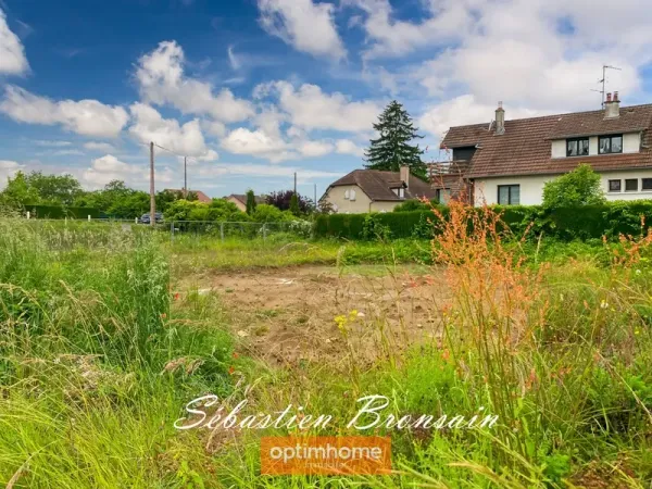 Terrain 682 m²