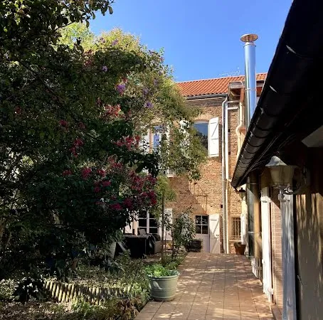 Maison 9 pièces 302 m²