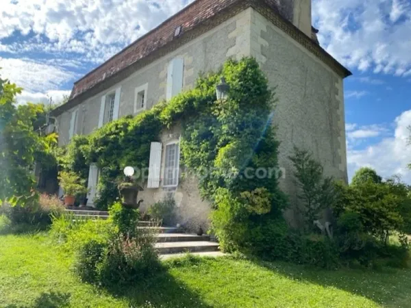 Maison 6 pièces 205 m²