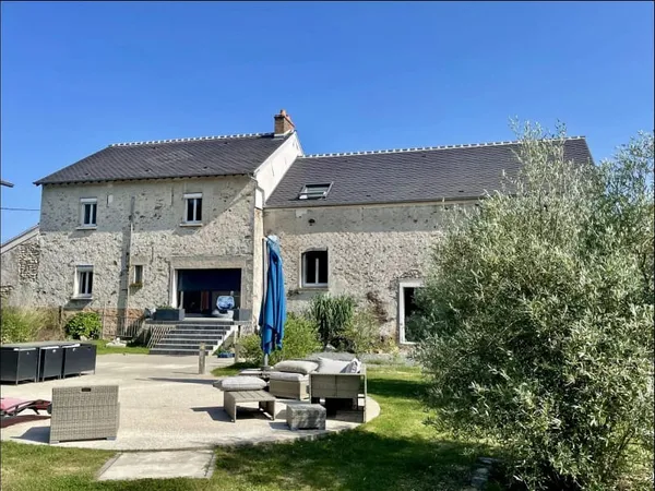 Maison 7 pièces 232 m²