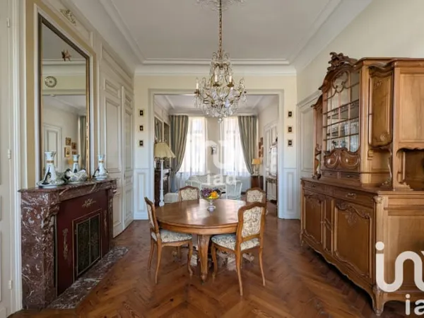 Maison 8 pièces 175 m²