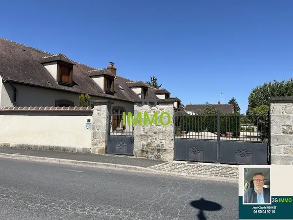 Maison 9 pièces 255 m²