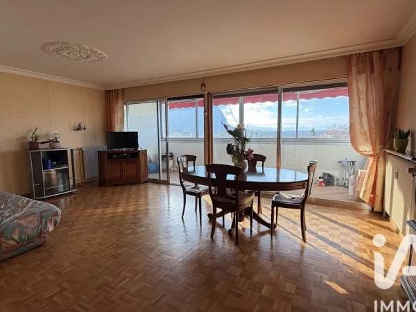 Appartement 4 pièces 93 m²