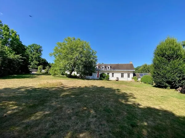 Maison 6 pièces 233 m²