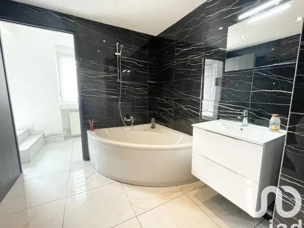 Appartement 6 pièces 91 m²