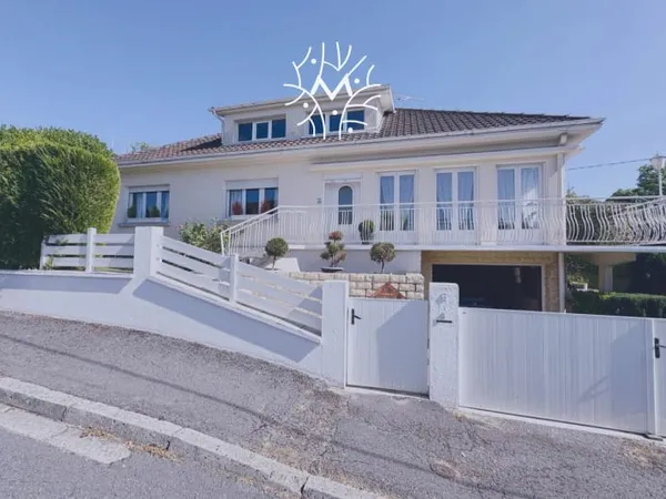 Maison 6 pièces 121 m²