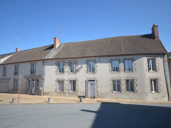 Maison 14 pièces 278 m²