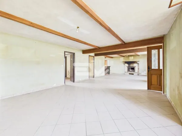 Maison 9 pièces 247 m²