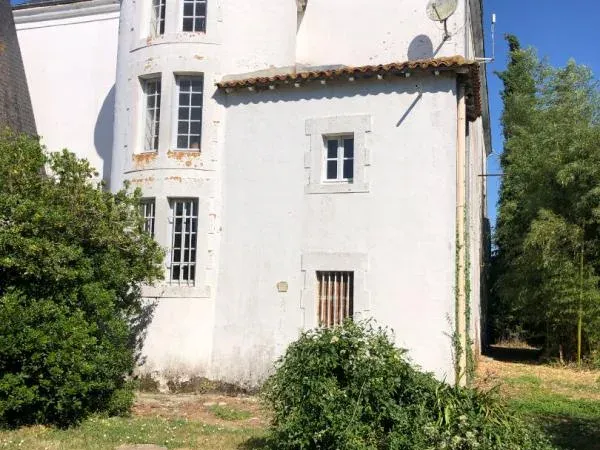 Maison 15 pièces 740 m²