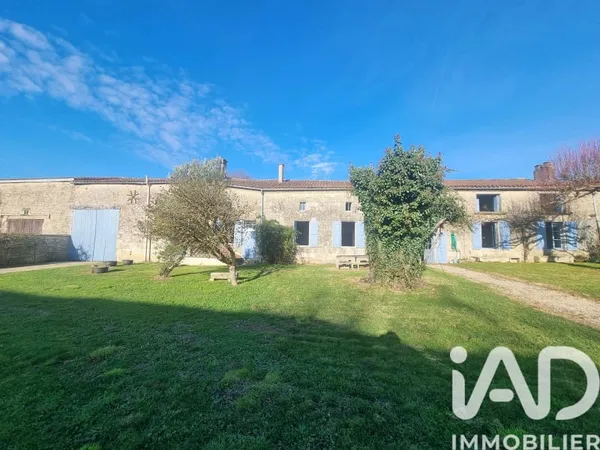 Maison 19 pièces 560 m²