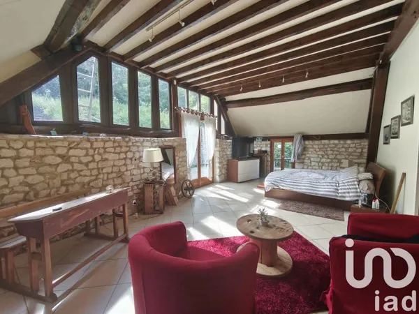 Maison 7 pièces 250 m²
