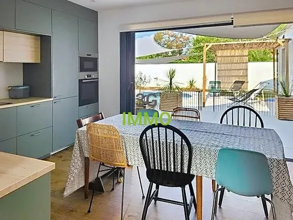 Maison 6 pièces 121 m²