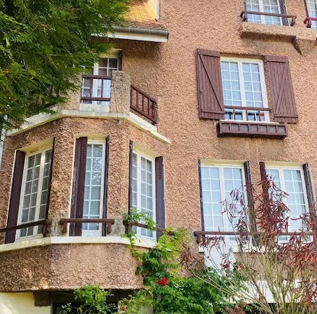 Maison 8 pièces 180 m²