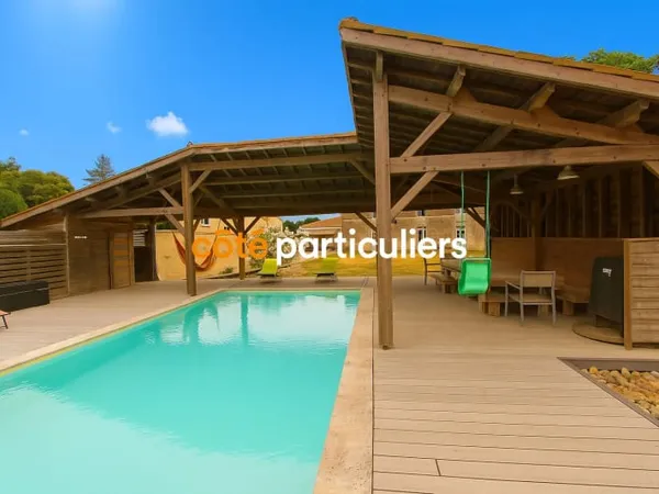 Propriété 11 pièces 335 m²