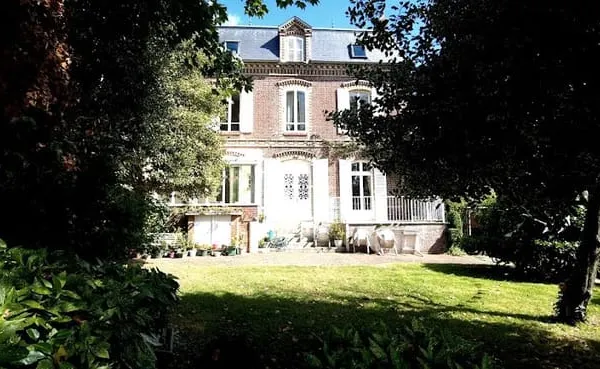 Propriété 11 pièces 205 m²