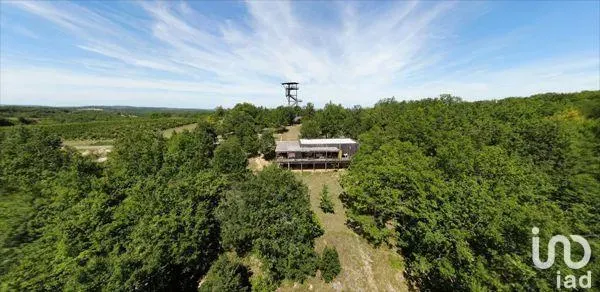 Commerce 224 m²