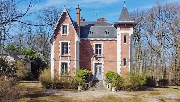 Château 8 pièces 197 m²