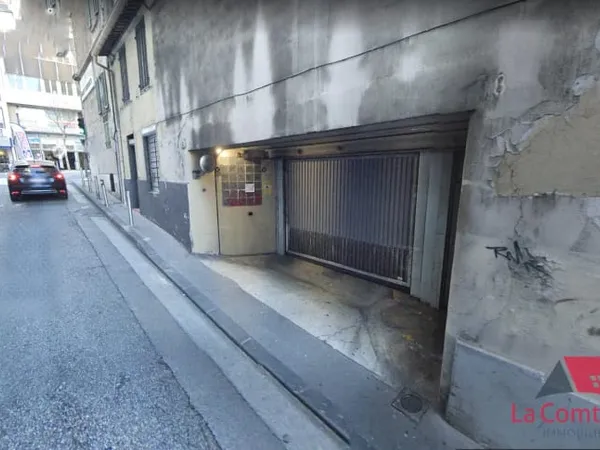 Parking 10 m²