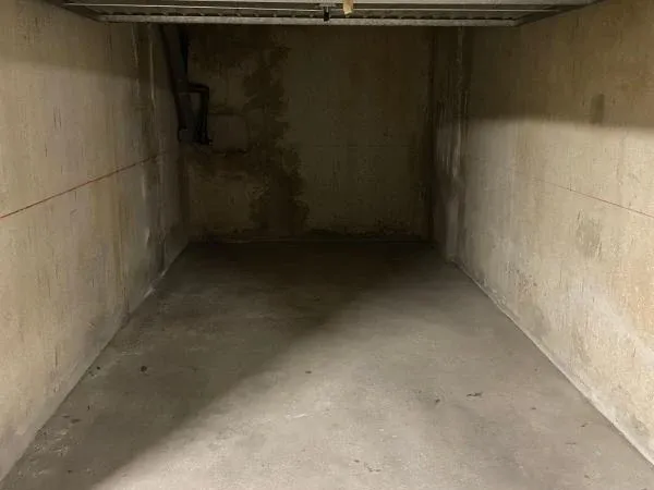 Parking 13 m²