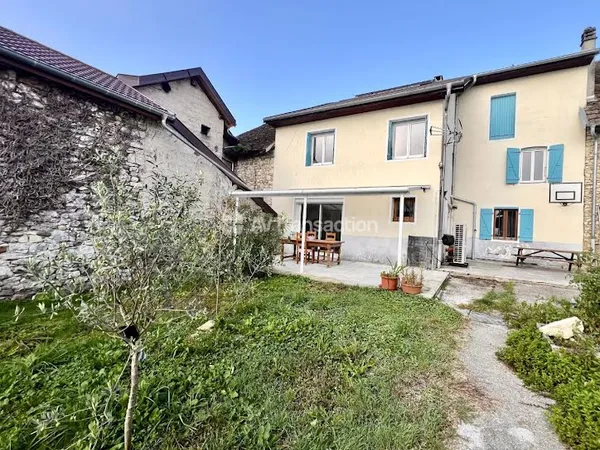 Maison 6 pièces 150 m²