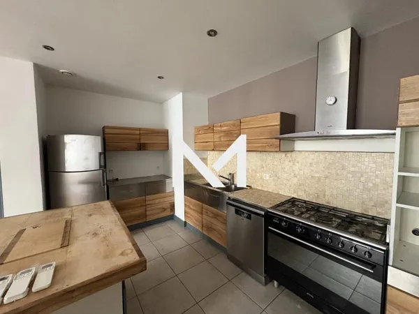 Appartement 4 pièces 93 m²