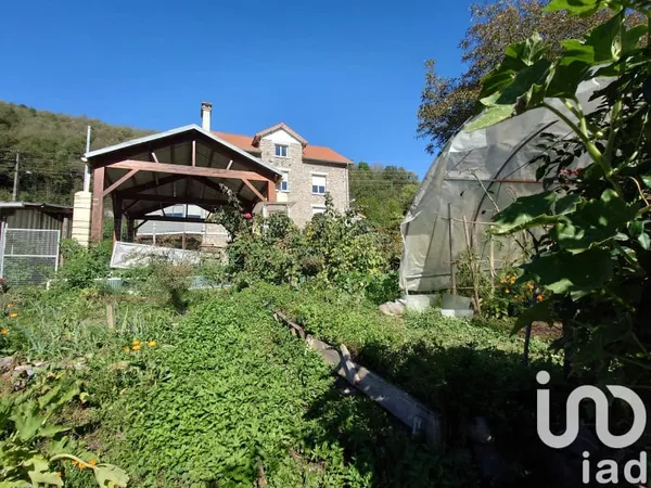 Maison 18 pièces 295 m²