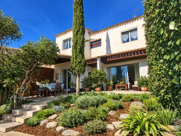 Villa 6 pièces 143 m²