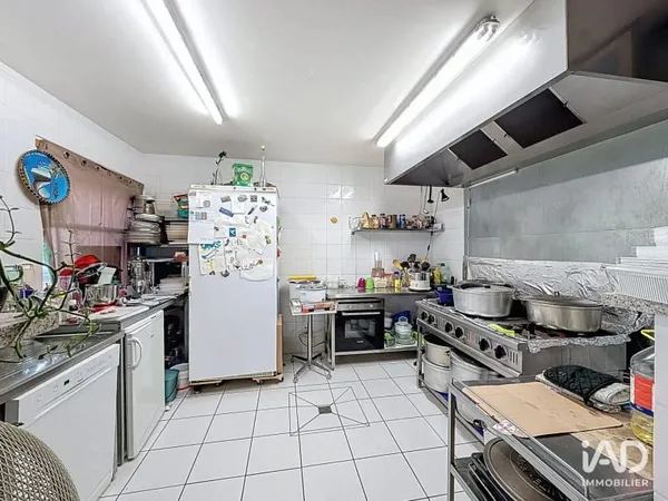 Local 1 pièce 47 m²