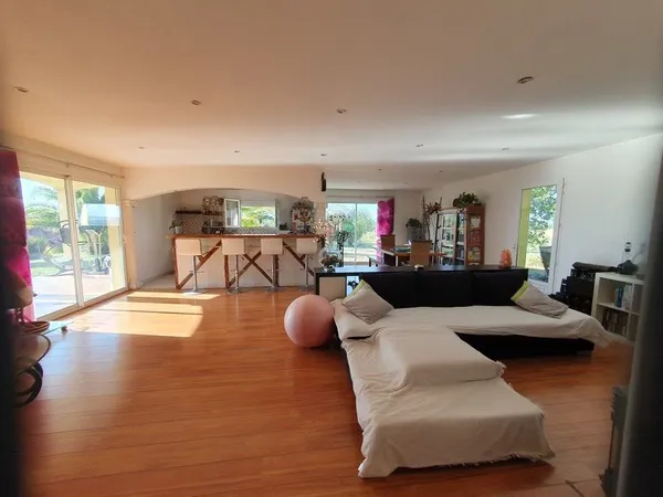 Maison 6 pièces 150 m²