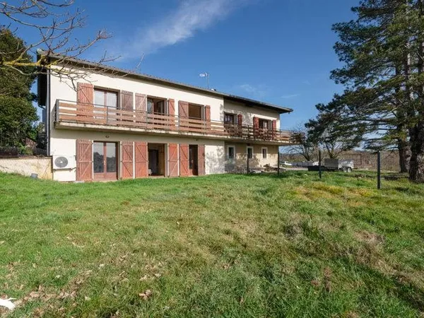 Maison 8 pièces 154 m²