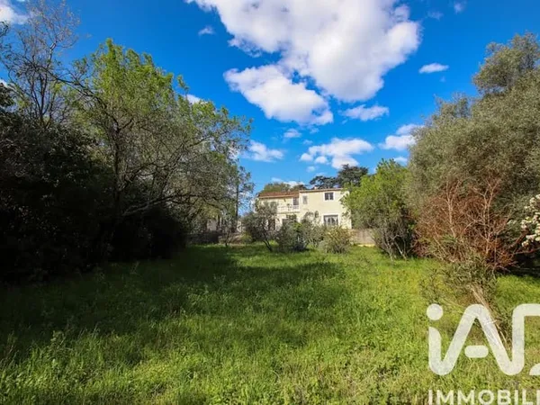 Maison 5 pièces 145 m²