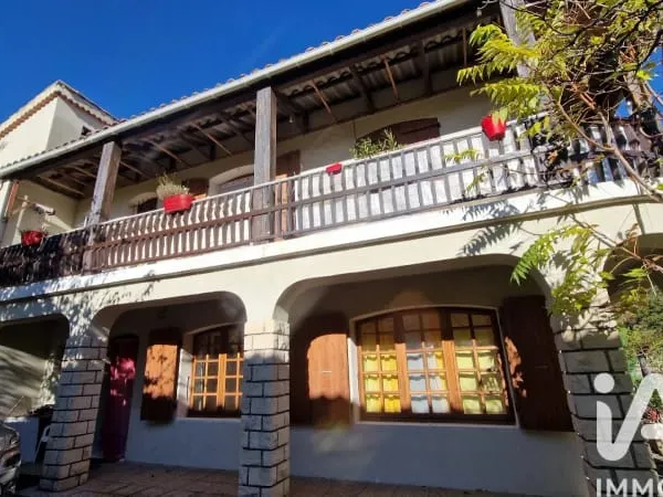 Maison 9 pièces 185 m²