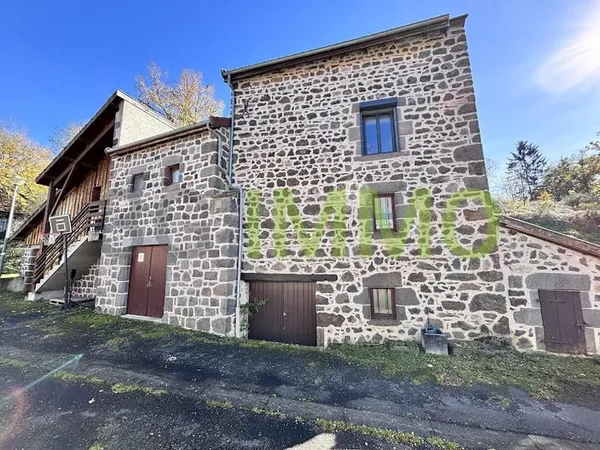 Maison 5 pièces 920 m²