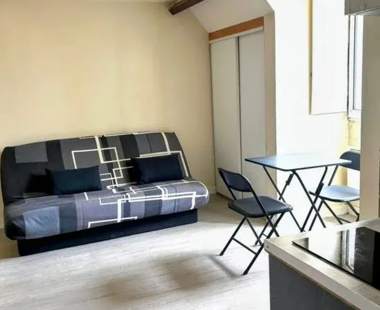 Studio 1 pièce 25 m²
