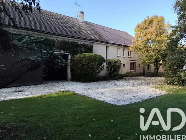 Maison 10 pièces 289 m²