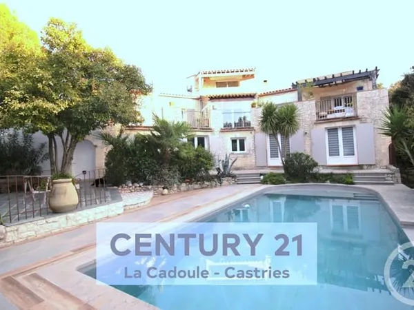 Maison 8 pièces 350 m²