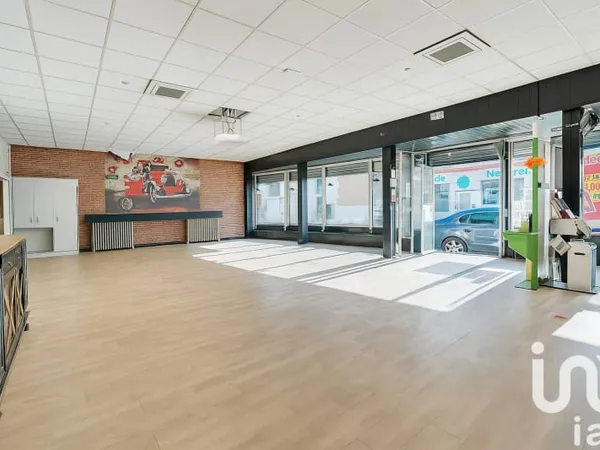 Maison 5 pièces 385 m²